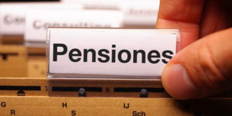 Los impuestos no producen pensiones, el ahorro sí construye pensiones