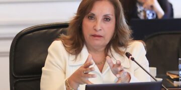 ¿Qué pretende Dina Boluarte desde su actual ubicación política?