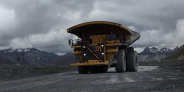 Luego de 14 meses de crecimiento ininterrumpido producción del sector Minería e Hidrocarburos disminuyó 4,34%