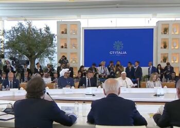 Francisco pide compromiso ético en el uso y desarrollo de la IA