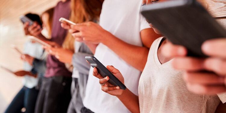 17,9% de adolescentes entre 14 y 17 años de edad no estudia ni trabaja