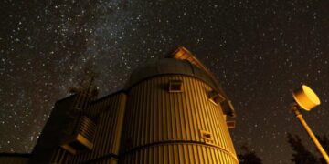 Observatorio Vaticano: debaten sobre agujeros negros y ondas gravitacionales