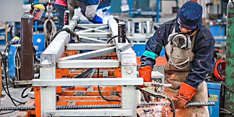 PERU: Producción nacional aumentó en 5,28% durante abril de 2024