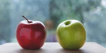 Extrema derecha, extrema izquierda: gritos histéricos de una generación de periodistas militantes