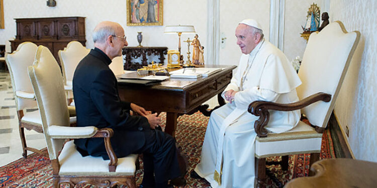 Francisco al Opus Dei: “En este mundo herido, lleven a muchos la caridad de Cristo”