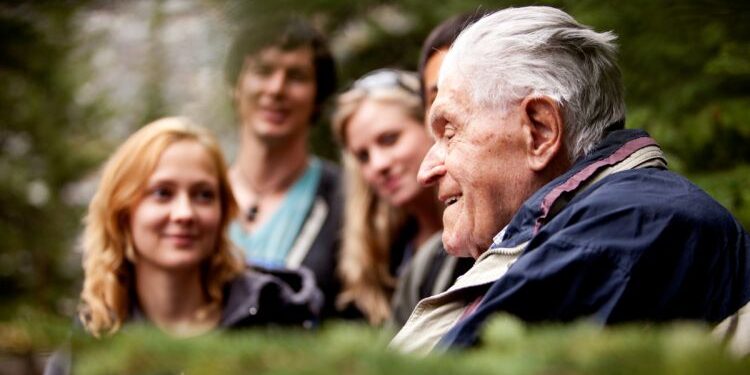 Francisco: Una sociedad se construye con la alianza entre jóvenes y ancianos