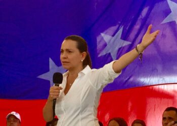 Solo los ciudadanos pueden vencer a la revolución comunista en Venezuela