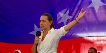 Solo los ciudadanos pueden vencer a la revolución comunista en Venezuela