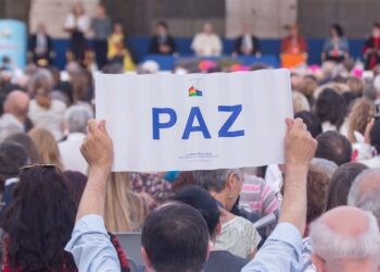 Francisco: El mundo, cansado de guerras, necesita esperanza