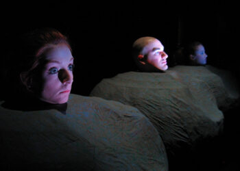 La cancha de los candidatos como cancha: el teatro del absurdo