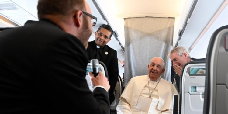 Francisco: ¿Se metió en política en Bélgica? Líbano y la crítica de Lovaina por “conservador”