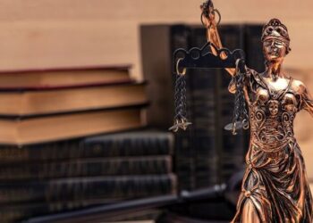 El fiscal corrupto, el extorsionador de la izquierda… “es menos culpable”