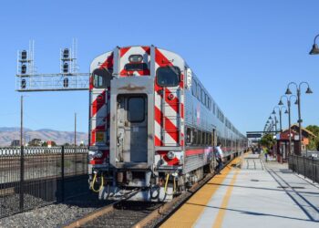 Juan Olaechea: “Ni los ataques personales ni las infamias doblegarán mi fuerte vocación ferroviaria”