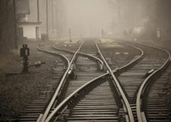 Las izquierdas no tienen candidatos, el centro no existe y la derecha ¿Dónde está?