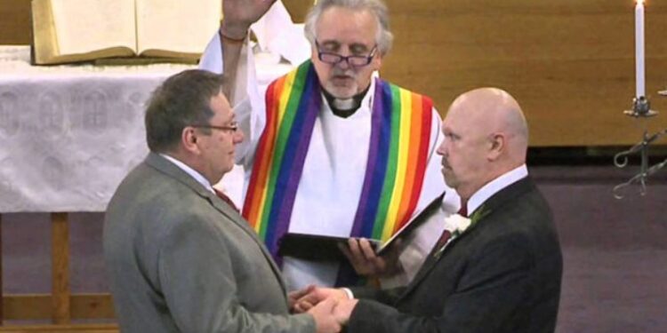 Los numerosos escándalos ocurridos en el anglicanismo, aceleran su extinción