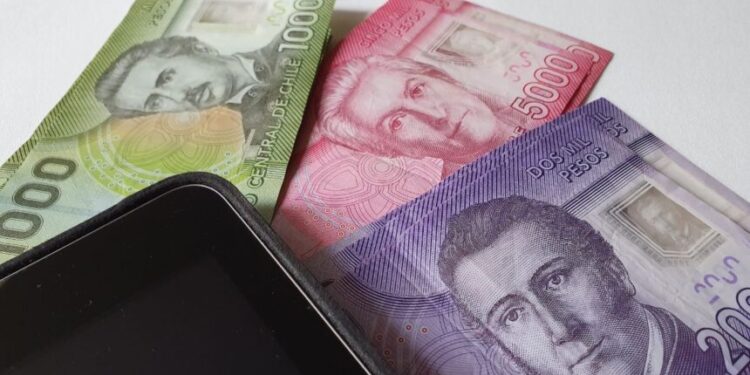 Chile debate sobre cómo mejorar las pensiones de manera sostenible