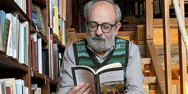 El libro de Ricardo Piñero Moral: “Elogio del pensar, una cuestión de principios”