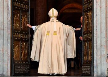 ¿Las alcancías del nuevo Cardenal de Lima se encuentran vacías?