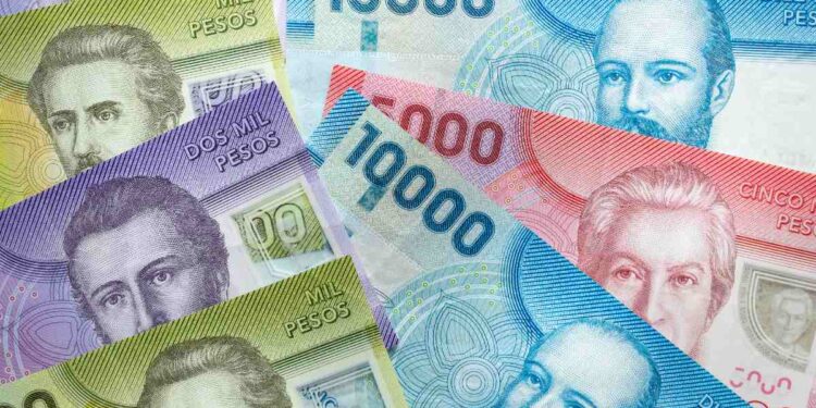 Chile: una amenaza se cierne sobre el control de los fondos previsionales