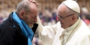 Francisco: “Cuando cuidas de los pobres, sirves al Señor”