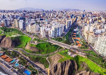 INEI: población de Lima Metropolitana supera los 10 millones de habitantes