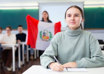 Las mujeres en el Perú representan el 50,4 % de la población nacional