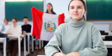 Las mujeres en el Perú representan el 50,4 % de la población nacional