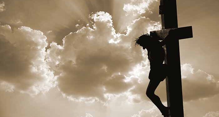 Benedicto XVI explica el “Dios mío, por qué me has abandonado”