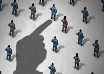 Defendiendo la inoperancia de un “fiscal” que libera criminales… eso hacen ahora los caviares