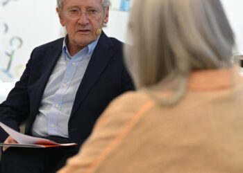 España: Es lamentable que los mayores de 45 años empiecen a sobrar en las empresas