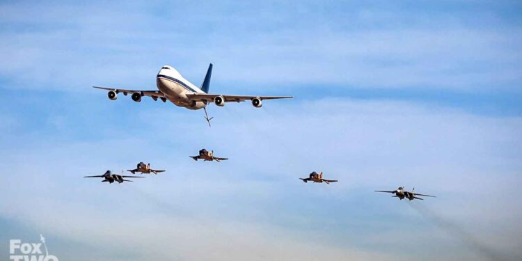 Israel golpea a 2,300 km de distancia: destruye el último cisterna KC-747 de Irán