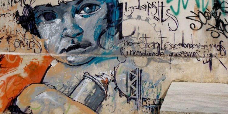 Si no tenemos más crisis institucionales, como que no nos reconocemos a nosotros mismos