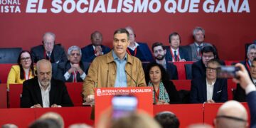 Corrupción en el gobierno español de Pedro Sánchez: reformar la democracia o alimentar el populismo