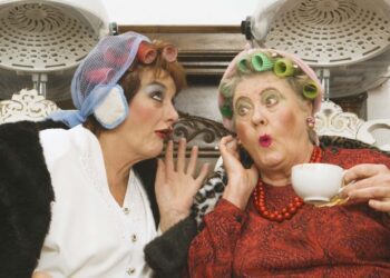 Progres y caviares emitiendo odios en las redes sociales y fracasando en sus convocatorias de revanchismo