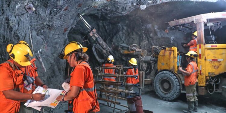INEI: Sector minería e hidrocarburos creció 8,55% en abril 2025