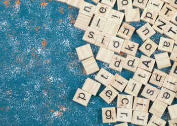 ‘Deportación’, ‘invasión’, ‘emergencia’, ‘reemplazo’… Así se fabrican las palabras del miedo