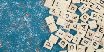 ‘Deportación’, ‘invasión’, ‘emergencia’, ‘reemplazo’… Así se fabrican las palabras del miedo