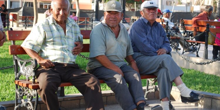 INEI: Población del Perú superará los 39 millones en el 2050