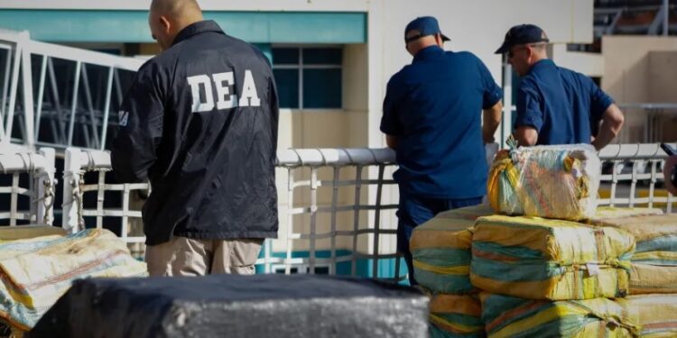 Estados Unidos lleva a los narcotraficantes ante la justicia