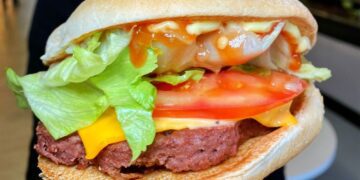 ¿Se le puede llamar a una hamburguesa sin carne ‘hamburguesa’? El debate legal sobre los productos vegetales
