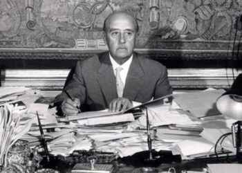 La oratoria monótona del dictador: así construyó Franco un autoritarismo sin carisma