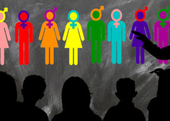 Locura nivel ONU: que las escuelas proporcionen acceso a baños, vestuarios y equipos deportivos en función del “género autodefinido”