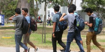 ¿Contribuyendo a mayor desilusión, absoluta desconfianza y resuelta indiferencia ciudadana?