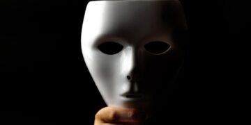 “Me confundieron con un ladrón, mientras luchaba contra mi dictadura que no se decidía a ser más de izquierda”