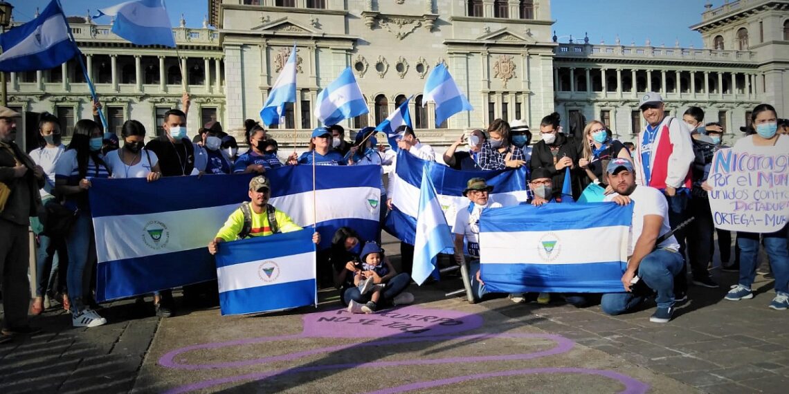 Las juventudes nicaragüenses en el exilio crean nuevas formas de resistencia: narrativas, redes y activismo digital