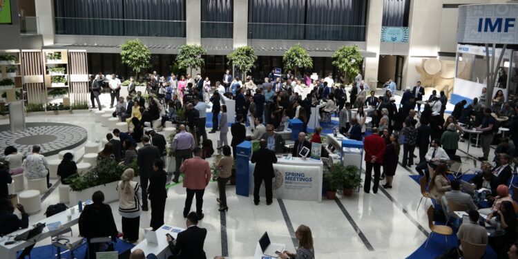 Mensaje Incomodo del Fondo Monetario Internacional para el Perú