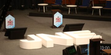 Inservibles debates entre candidatos al Congreso ¿Por qué no se presentan los que serían ministros, los “gestores” de cada partido?