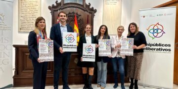 Qué son los minipúblicos y cómo fomentan la democracia deliberativa