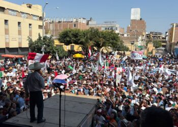 El vergonzoso despliegue del candidato de la violenta ultraizquierda