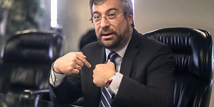 Contraloría determina responsabilidad de la ONPE por irregularidades en primera vuelta electoral